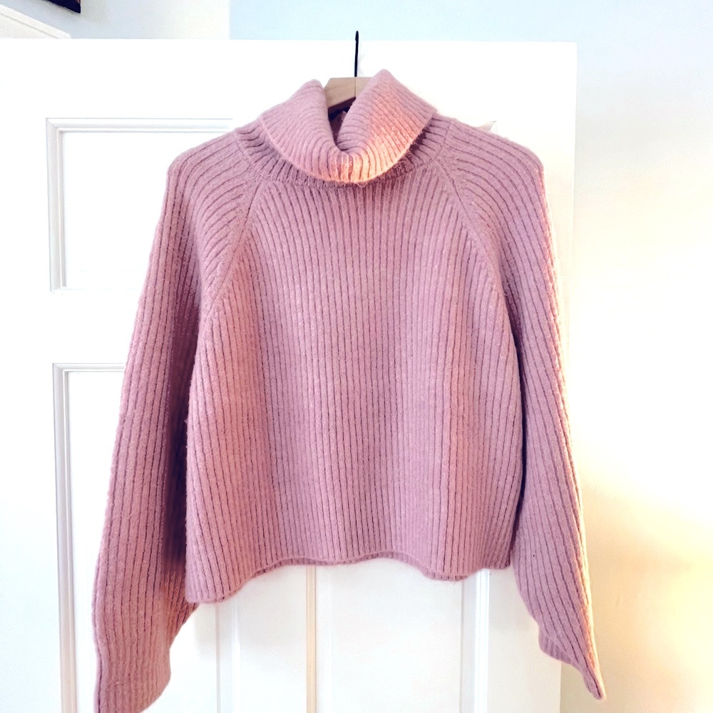 Pink cropped turtleneck Old Navy sweater